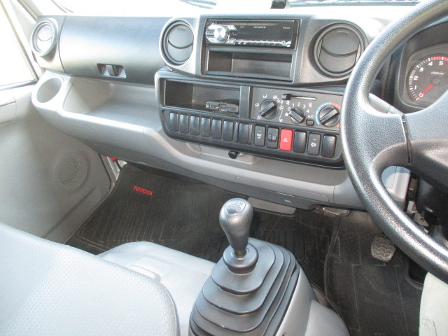 トヨタ トヨエース 小型 平ボディ LDF-KDY281(101148) 11枚目