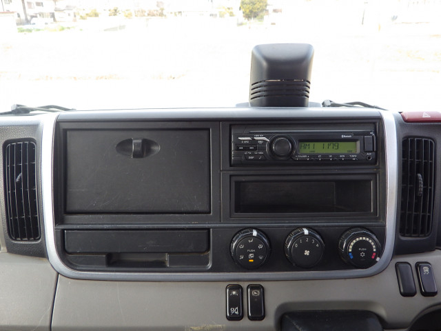 三菱ふそう キャンター 小型 平ボディ 2PG-FEAV0(101149) 6枚目