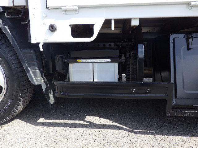 三菱ふそう キャンター 小型 平ボディ 2PG-FEAV0(101149) 37枚目