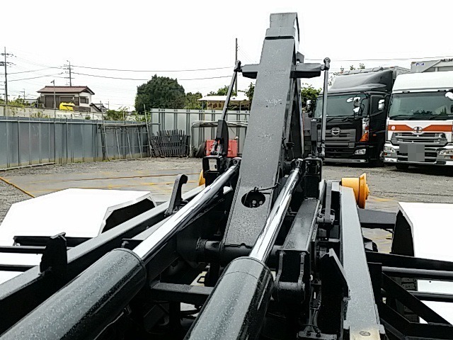 日野 レンジャー 中型 コンテナ専用車 BDG-GC7JEWA(8224) 72枚目