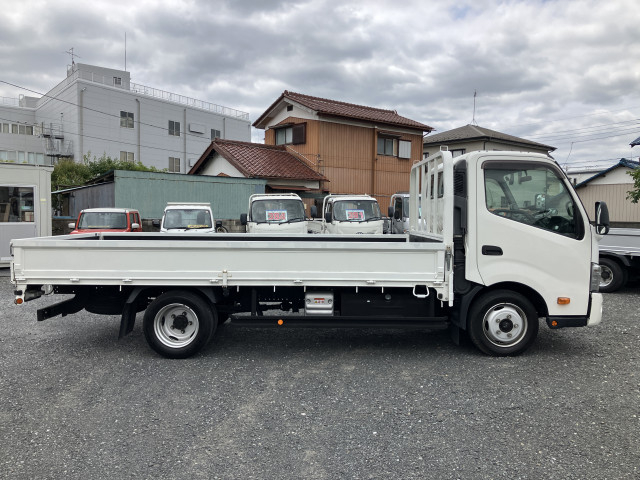 日野 デュトロ 小型 平ボディ 2RG-XZU710(106153) 13枚目
