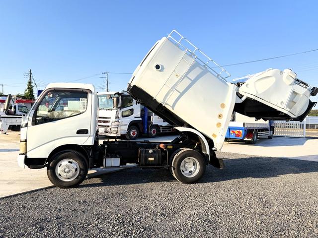 トヨタ ダイナ 小型 塵芥車（プレス式） *********(101263) 3枚目