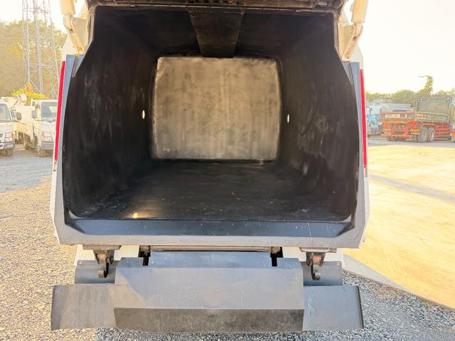 トヨタ ダイナ 小型 塵芥車（プレス式） *********(101263) 18枚目