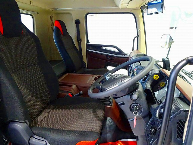 日野 レンジャー 増トン 平ボディ 2KG-GX2ABA(101269) 6枚目