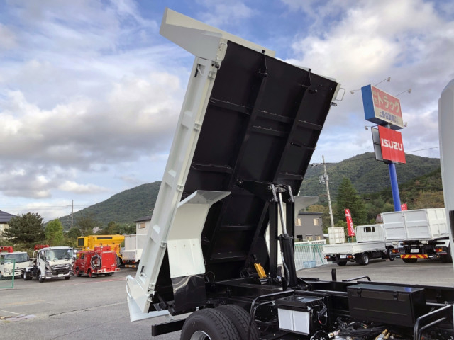 三菱ふそう ファイター 中型 土砂ダンプ 2KG-FK72F(101272) 20枚目