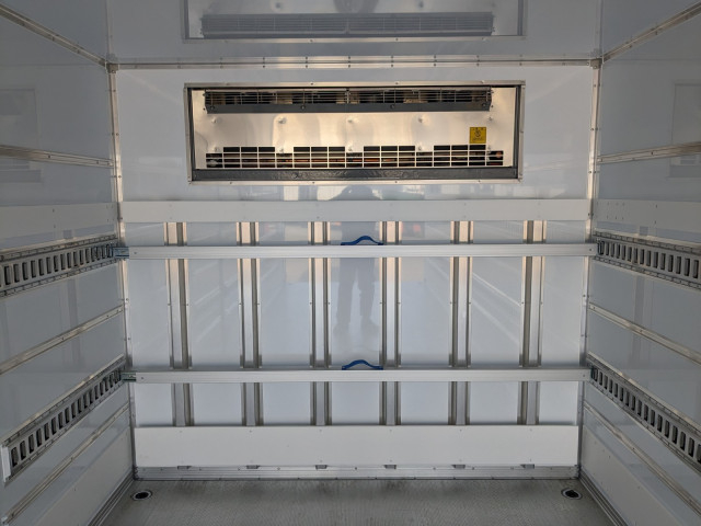 三菱ふそう ファイター 中型 冷蔵冷凍バン 2KG-FK65F(101275) 19枚目