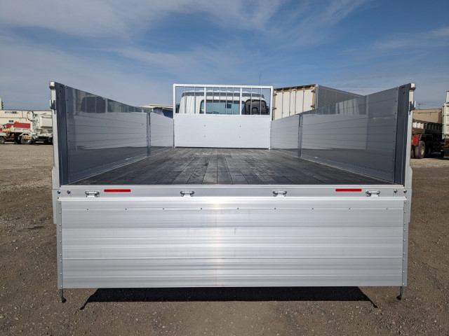 三菱ふそう ファイター 中型 平ボディ 2KG-FK62F(101276) 9枚目