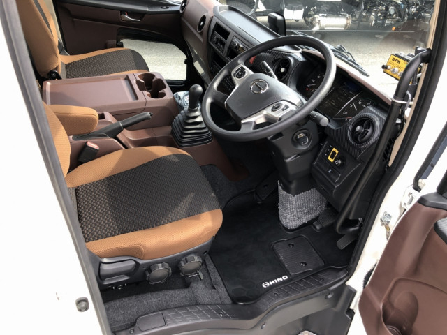 日野 レンジャー 中型 塵芥車（プレス式） 2KG-FC2ABA(101277) 4枚目