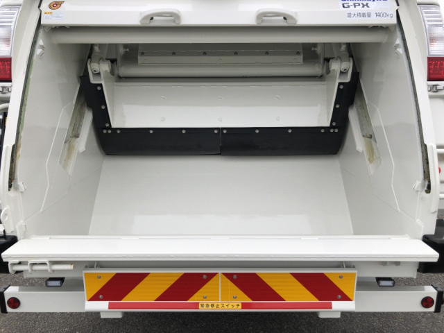 日野 レンジャー 中型 塵芥車（プレス式） 2KG-FC2ABA(101277) 13枚目