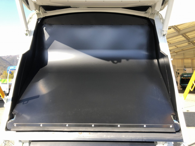 日野 レンジャー 中型 塵芥車（プレス式） 2KG-FD2ABA(101290) 17枚目