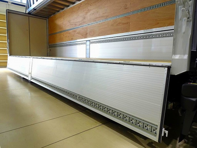 日野 プロフィア 大型 ウィング 2KG-FW1AHC(101293) 33枚目