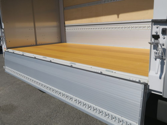 日野 デュトロ 小型 ウィング 2KG-XZU710M(101294) 11枚目