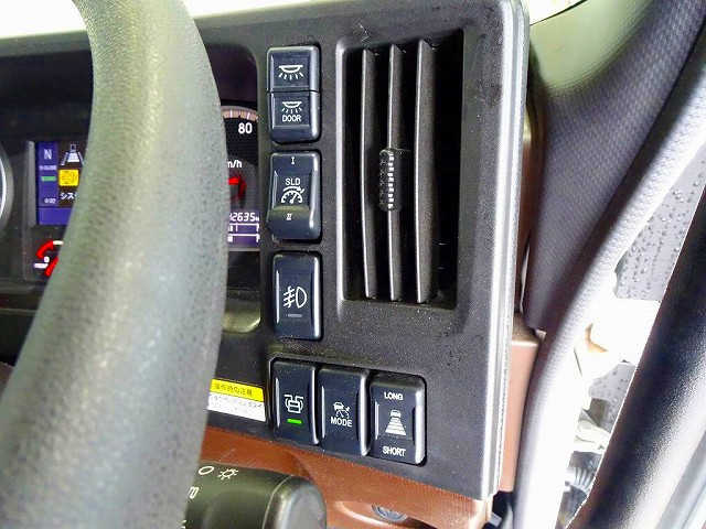 いすゞ ギガ 大型 ウィング 2PG-CYJ77D(101295) 20枚目