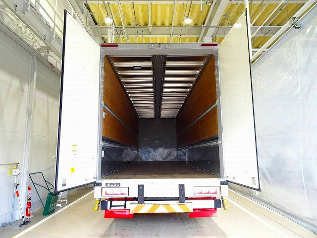 いすゞ ギガ 大型 ウィング 2PG-CYJ77D(101295) 22枚目