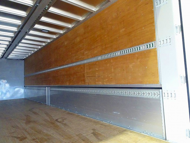 いすゞ ギガ 大型 ウィング 2PG-CYJ77D(101295) 27枚目