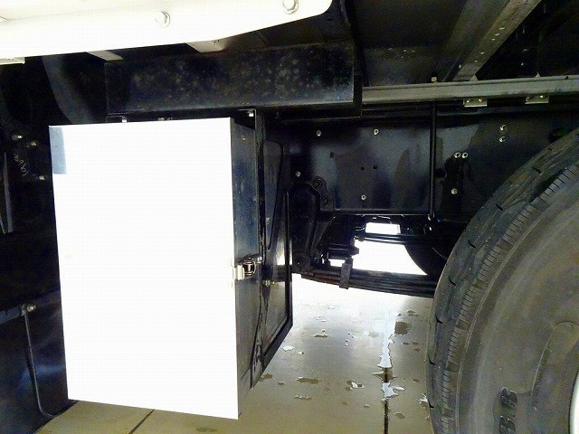 いすゞ ギガ 大型 ウィング 2PG-CYJ77D(101295) 37枚目