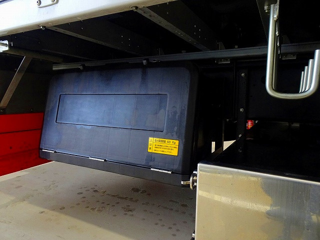 いすゞ ギガ 大型 ウィング 2PG-CYJ77D(101295) 48枚目