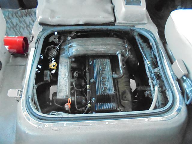 トヨタ コースター 中型 バス KC-HZB50(9706) 29枚目