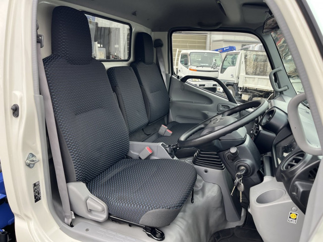 日野 デュトロ 小型 平ボディ（クレーン付） 2KG-XZU650M(101297) 16枚目