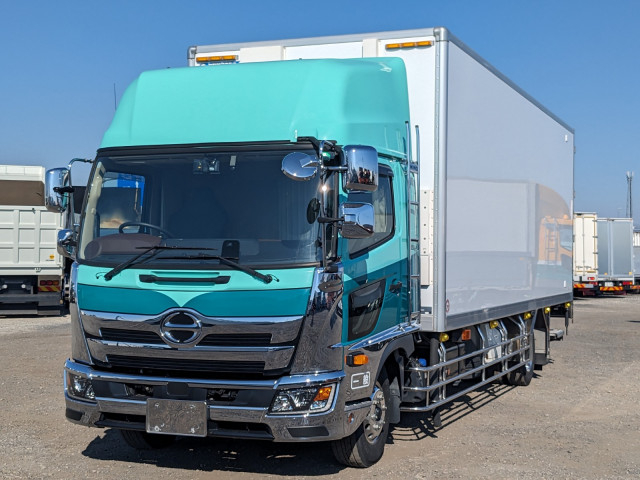 日野 レンジャー 増トン 冷蔵冷凍バン 2KG-GD2ABG(101299) 1枚目