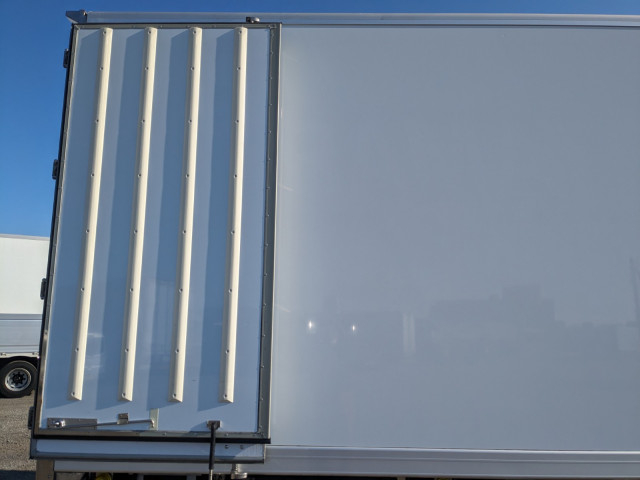 日野 レンジャー 増トン 冷蔵冷凍バン 2KG-GD2ABG(101299) 28枚目