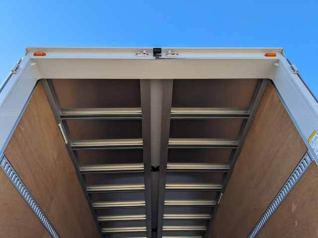 日野 レンジャー 中型 ウィング 2PG-FD2ABG(101300) 11枚目