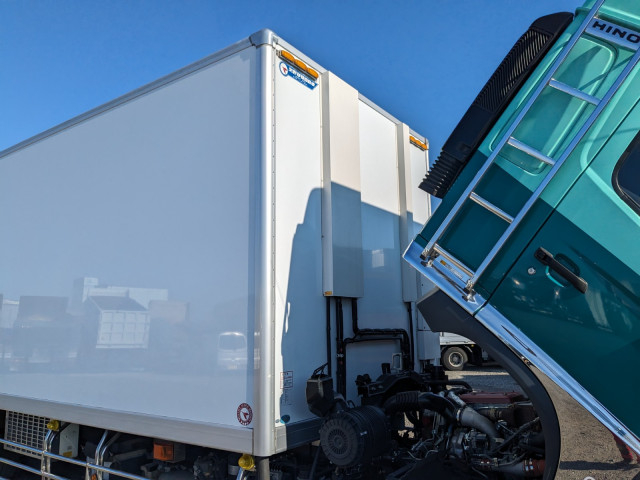 日野 レンジャー 増トン 冷蔵冷凍バン 2KG-GD2ABG(101299) 48枚目