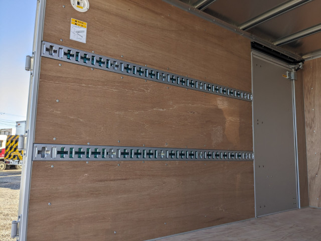 Mitsubishi Fuso canter Small Box body 2RG-FBA20(101302) 19枚目