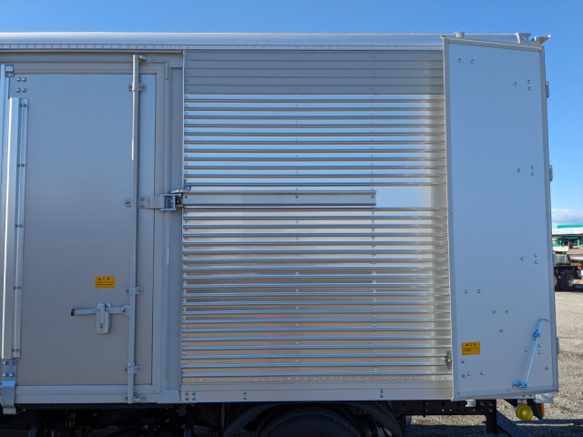Mitsubishi Fuso canter Small Box body 2RG-FBA20(101302) 20枚目