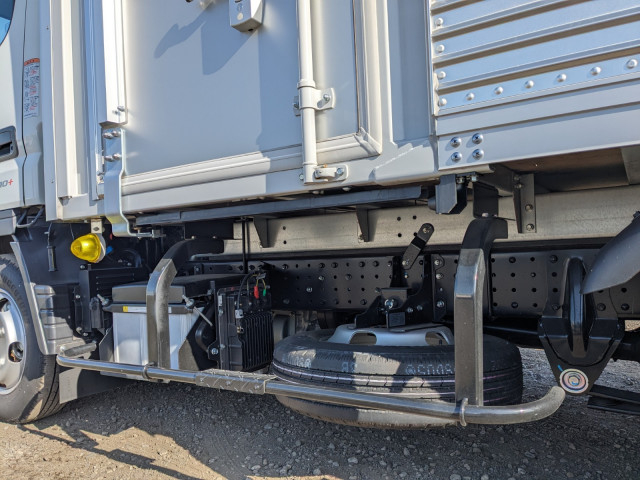 Mitsubishi Fuso canter Small Box body 2RG-FBA20(101302) 25枚目