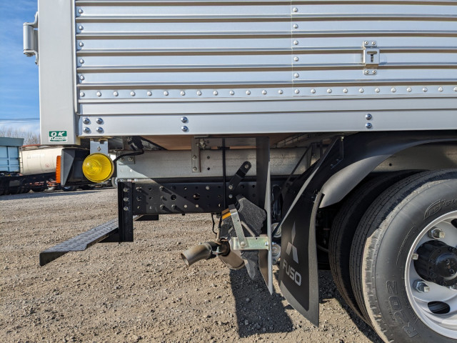 Mitsubishi Fuso canter Small Box body 2RG-FBA20(101302) 28枚目