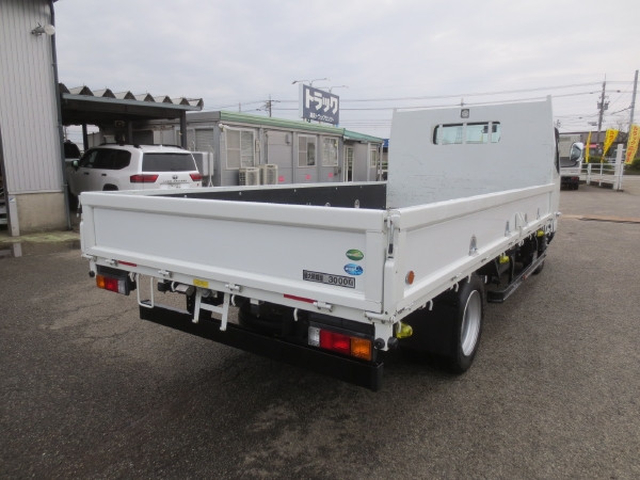 Nissan UD kazet Small Flat body 2RG-FEB5Y(101303) 4枚目