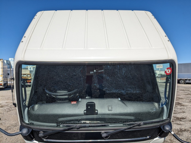 Mitsubishi Fuso canter Small Box body 2RG-FBA20(101302) 40枚目