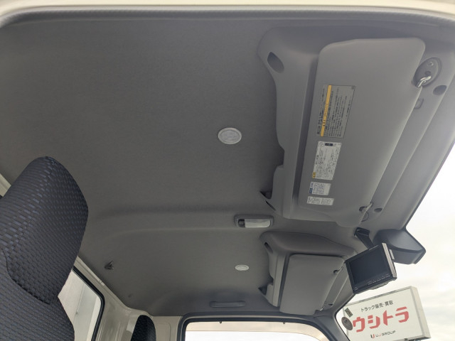 日野 デュトロ 小型 冷蔵冷凍バン 2RG-XZU710M(101307) 34枚目