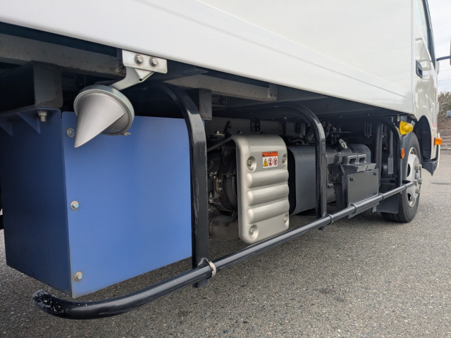日野 デュトロ 小型 冷蔵冷凍バン 2RG-XZU710M(101307) 48枚目