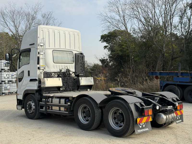 いすゞ ギガ 大型 トラクタ 2PG-EXY52CK(101317) 7枚目