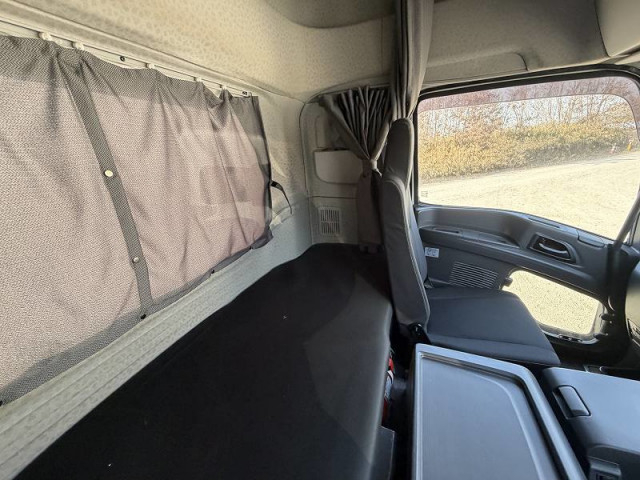 いすゞ ギガ 大型 トラクタ 2PG-EXY52CK(101317) 18枚目