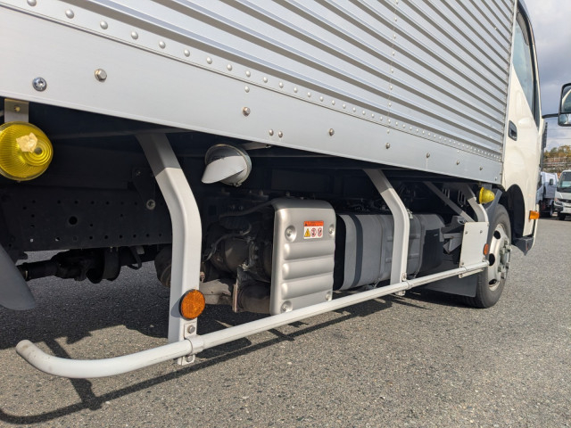 日野 デュトロ 小型 バン 2RG-XZU712M(101318) 32枚目