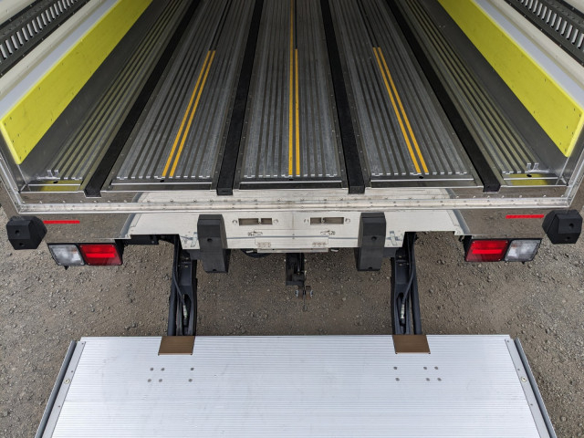 日野 レンジャー 中型 冷蔵冷凍バン 2KG-FC2ABG(101321) 12枚目