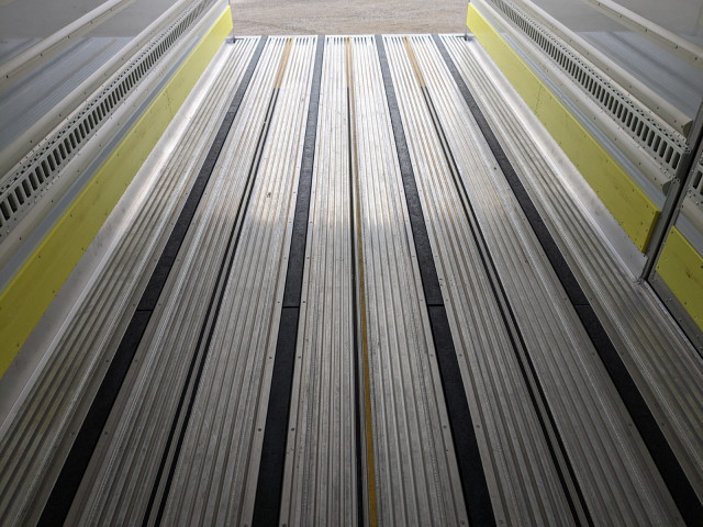 日野 レンジャー 中型 冷蔵冷凍バン 2KG-FC2ABG(101321) 20枚目