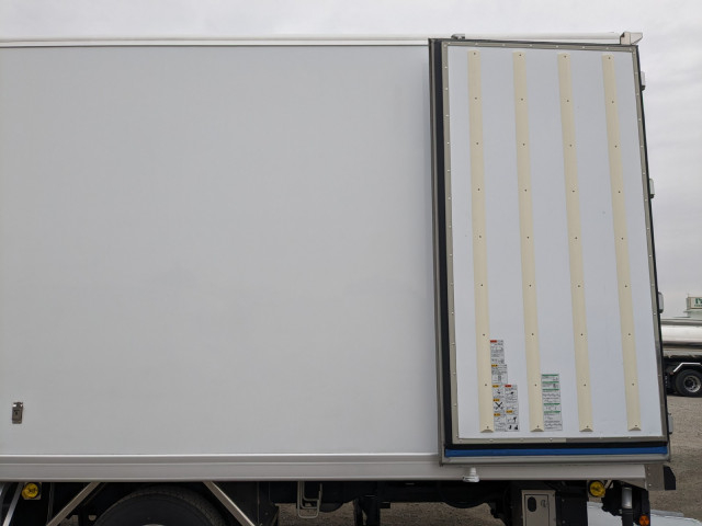 日野 レンジャー 中型 冷蔵冷凍バン 2KG-FC2ABG(101321) 23枚目