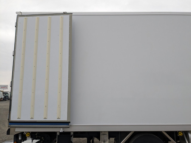 日野 レンジャー 中型 冷蔵冷凍バン 2KG-FC2ABG(101321) 31枚目