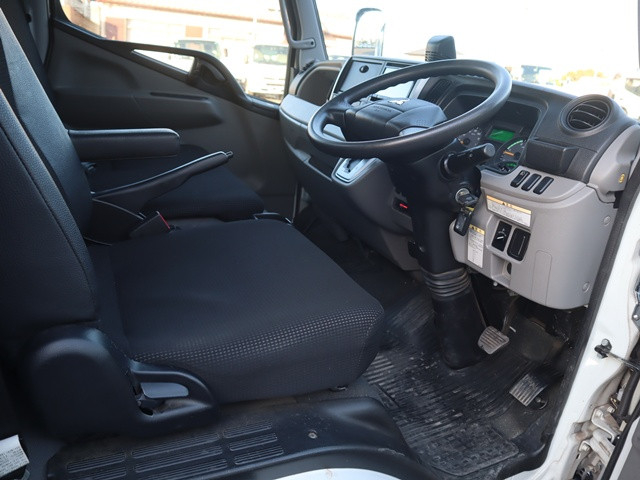 Mitsubishi Fuso canter Small Flat body 2TG-FBA00(101323) 30枚目