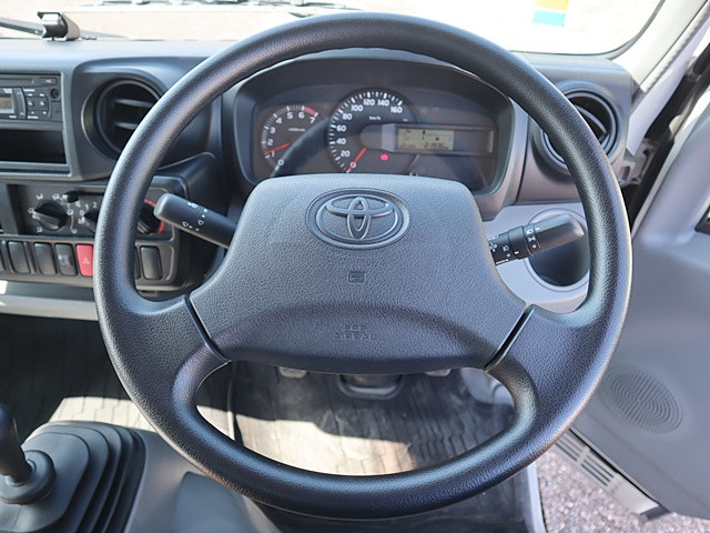 トヨタ ダイナ 小型 平ボディ ABF-TRY220(101325) 4枚目