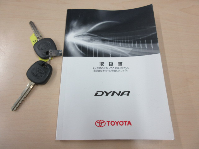 トヨタ ダイナ 小型 平ボディ ABF-TRY220(101325) 5枚目