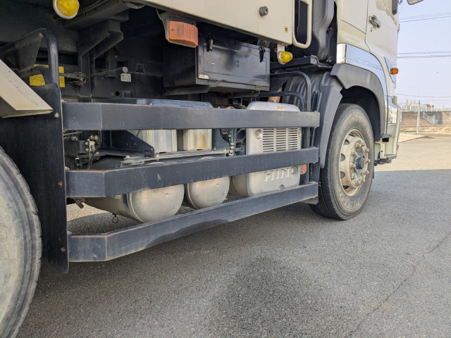 日野 プロフィア 大型 土砂ダンプ 2DG-FS1AGA(101326) 13枚目