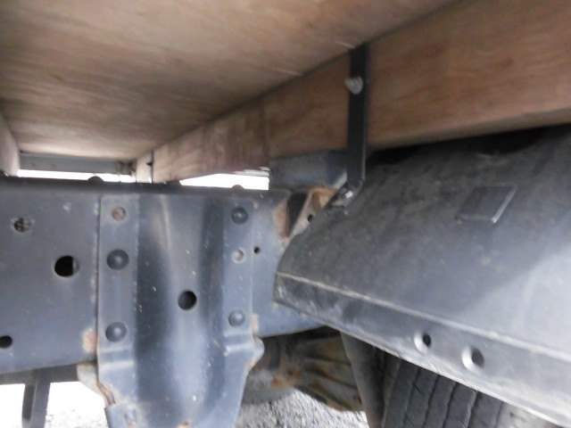 いすゞ エルフ 小型 平ボディ 2RG-NJS88A(101327) 21枚目