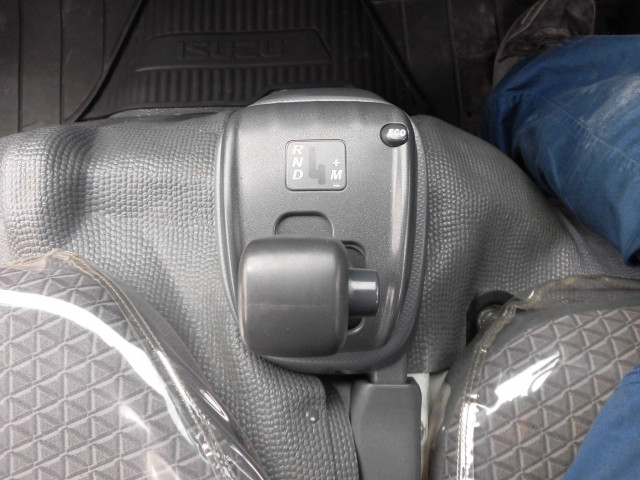 いすゞ エルフ 小型 平ボディ 2RG-NJS88A(101327) 27枚目