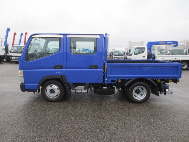 Mitsubishi Fuso canter Small Double cab 2RG-FBA20(101328) 9枚目