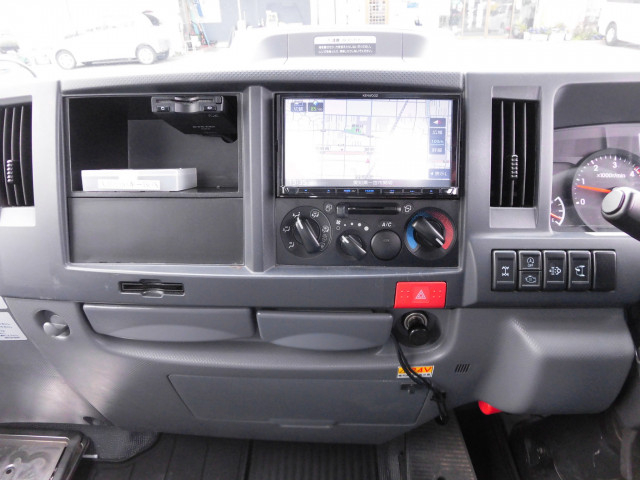 いすゞ エルフ 小型 平ボディ 2RG-NJS88A(101327) 28枚目